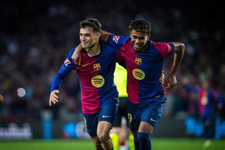 Alex Padilla: Understanding the Relationship with Lamine Yamal and Insights into Age Dynamics