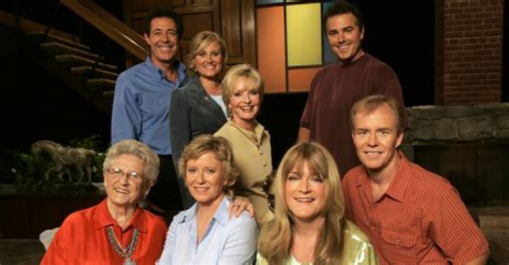 Brady Bunch Cast Net Worth Richest Cast Members Salary