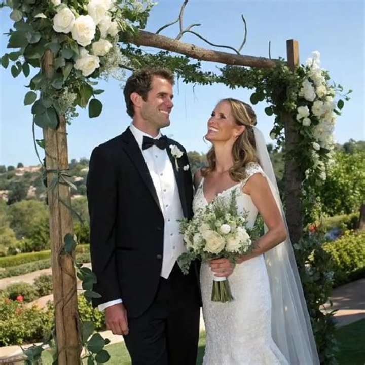 David and Rebecca Muir Wedding: A Glimpse into the Celebrated Union of Two Media Personalities