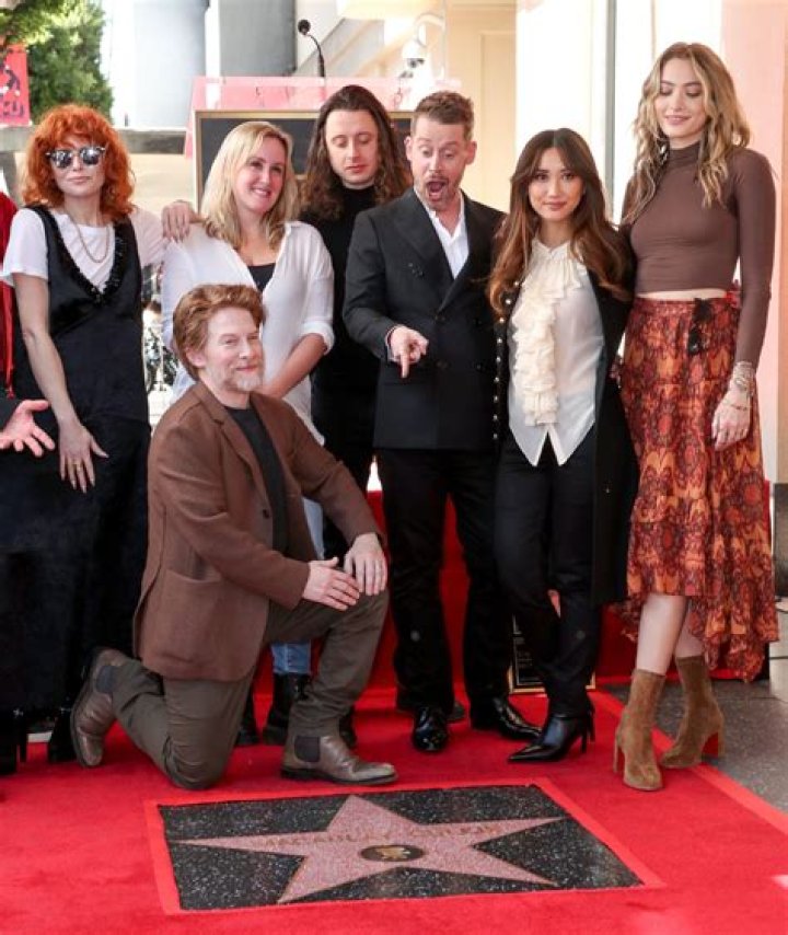 Exploring Ryan Gosling’s Brothers: A Dive into the Family of the Hollywood Star