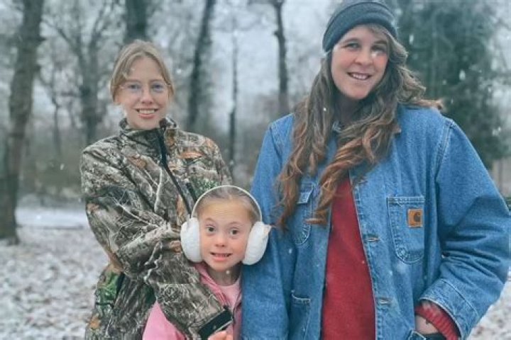 Exploring the Life and Legacy of Rory Feek and Rebecca: A Journey Through Love, Music, and Loss