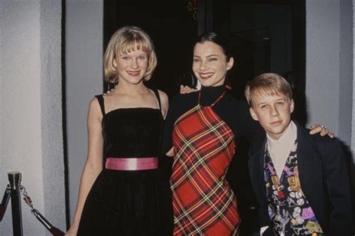 Exploring the Remarkable Journey of Kelly Murkey: A Beacon of Excellence in Entertainment