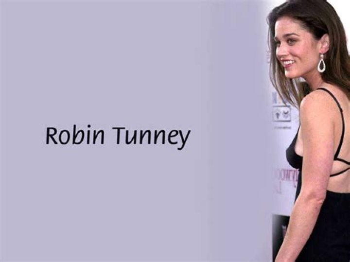 Exploring the Robin Tunney Accident and Her Remarkable Journey