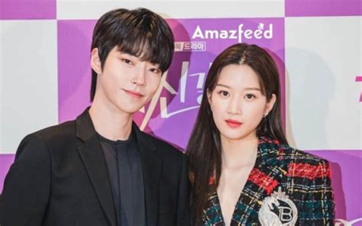 Hwang In Yeop Girlfriend: Exploring the Love Life of a Rising Star