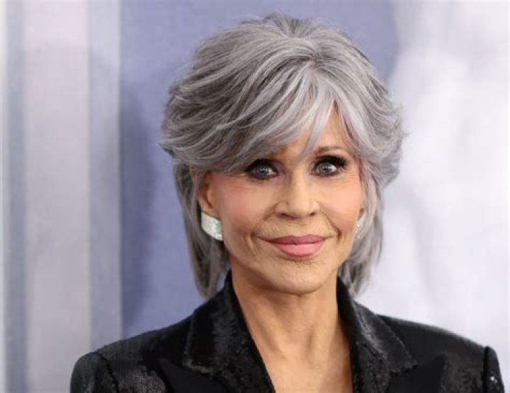 Jane Fonda's Short Haircut: A Timeless Style Icon and Her Impact on Modern Hair Trends