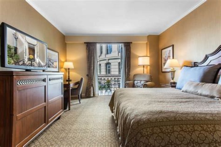 Omni Royal New Orleans: A Grand Legacy in the Heart of the Crescent City