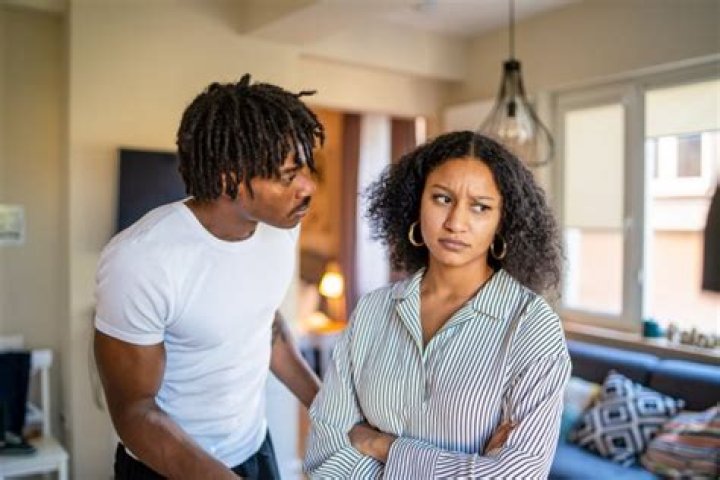 Understanding the Role of a Stroll Wife in Modern Relationships