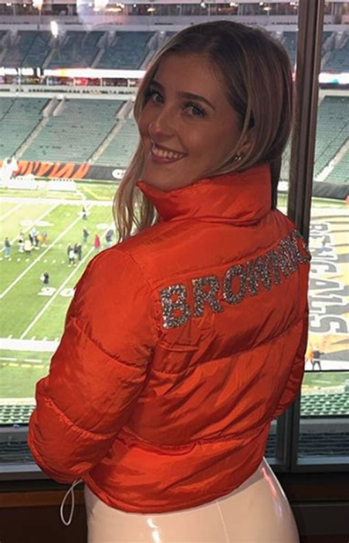 Unveiling the Life of Stephanie White: The Journey of a Dedicated Wife and Influential Figure