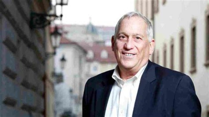 Walter Isaacson Net Worth How Much Is Walter Isaacson Worth?